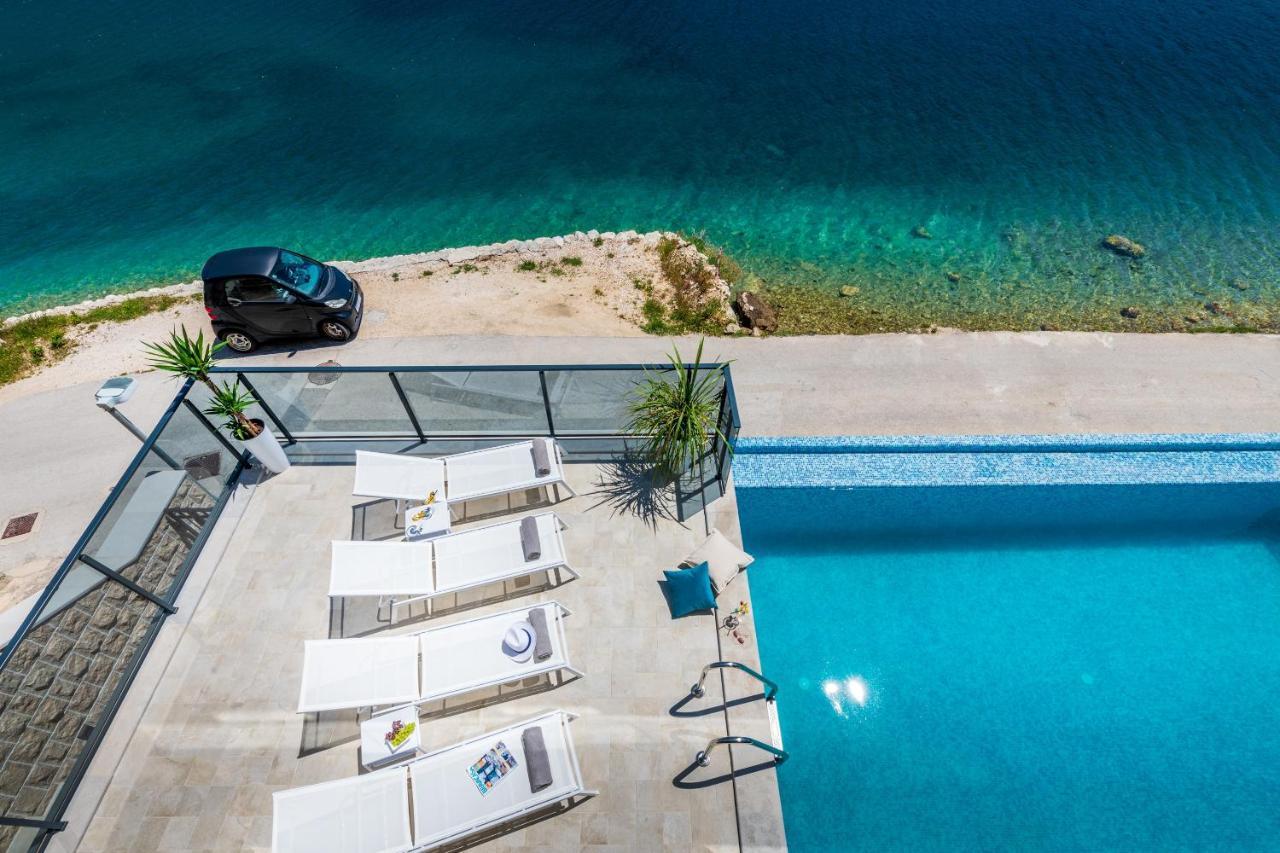 Captivating Belle Riviere Private Infinity Pool Next To The Sea Slano *