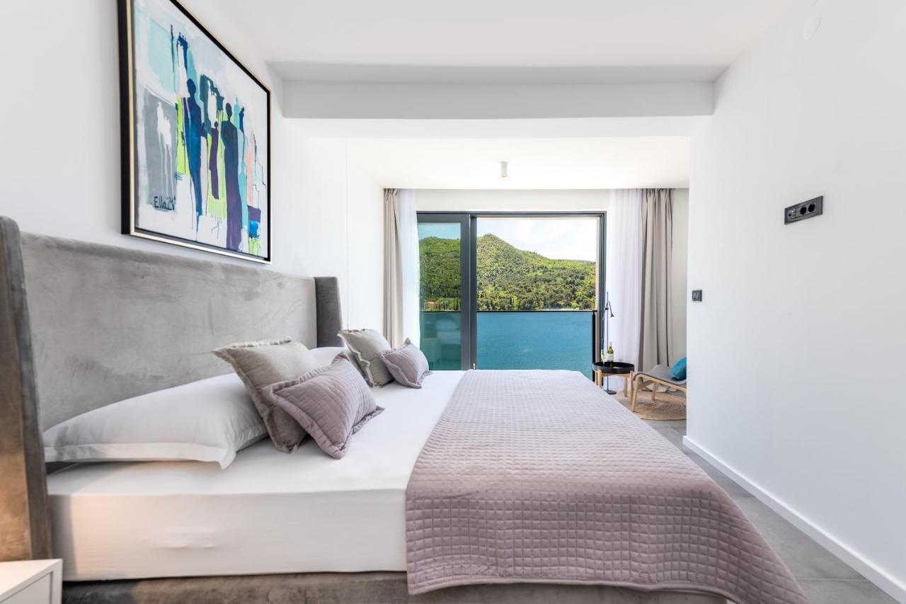 Captivating Belle Riviere Private Infinity Pool Next To The Sea Slano Villa *