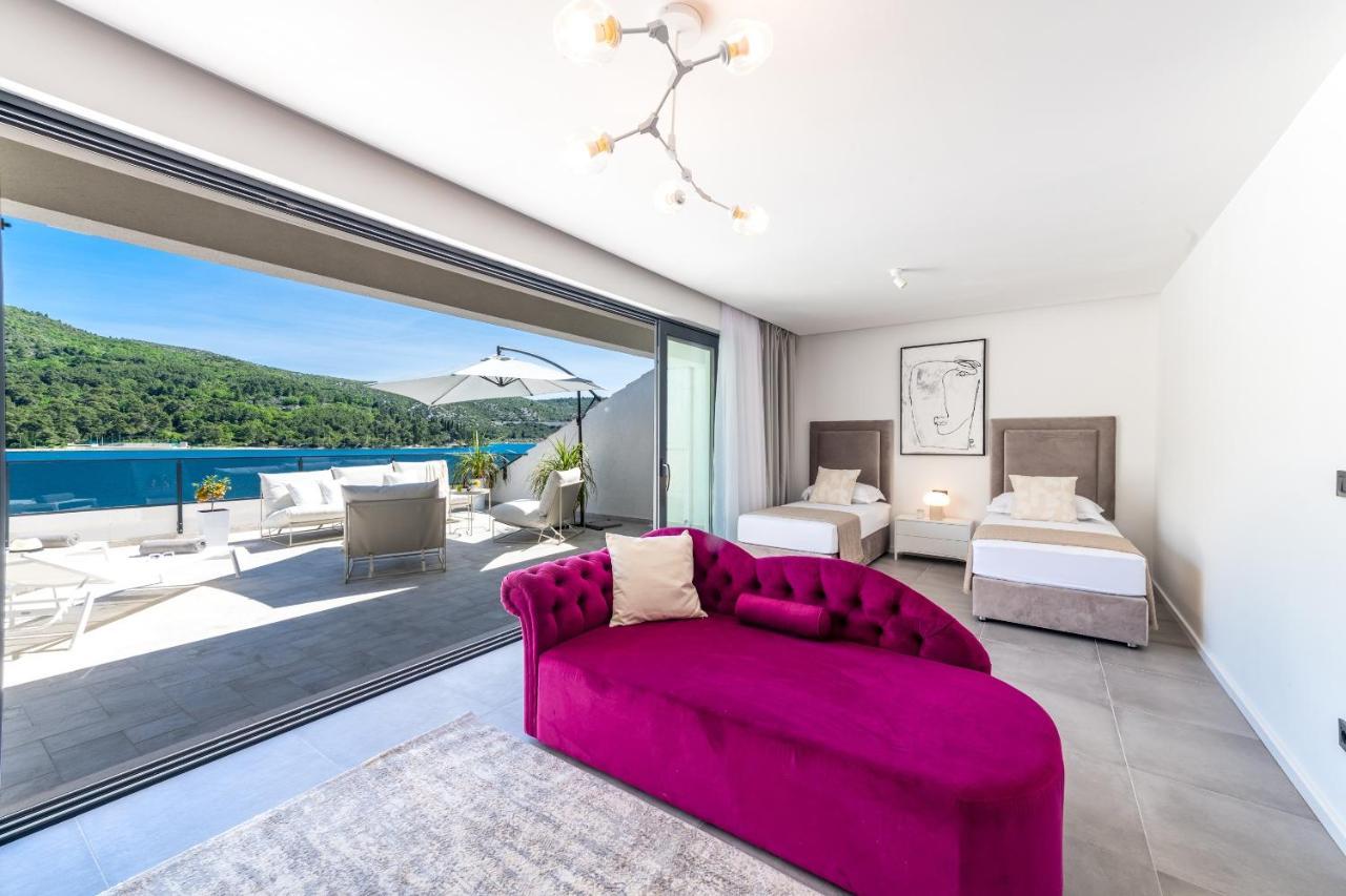 Captivating Belle Riviere Private Infinity Pool Next To The Sea Slano Villa Dubrovnik