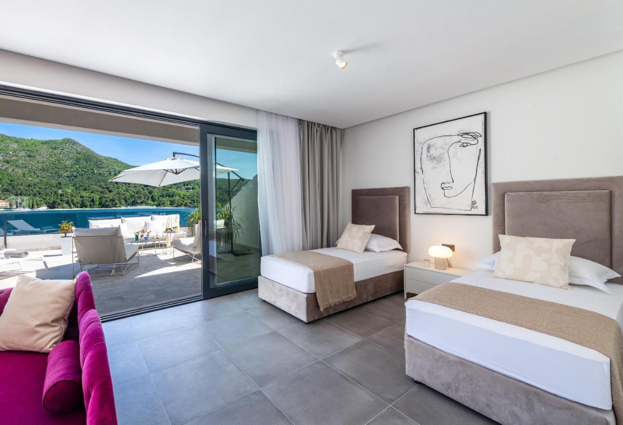 Captivating Belle Riviere Private Infinity Pool Next To The Sea Slano *